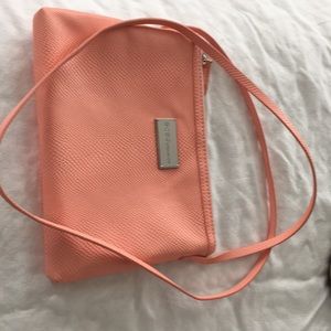 BCBGeneration cross body bag peach